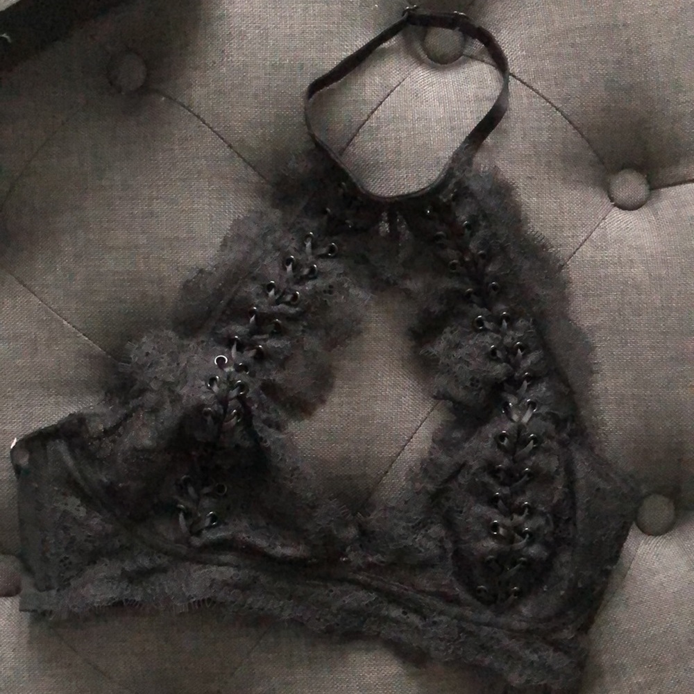 Victoria’s Secret halter lace wired bra
